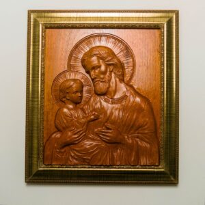 Imagem de São José e o Menino Jesus em Madeira Maciça Tamarindo - Relevo (Grande)